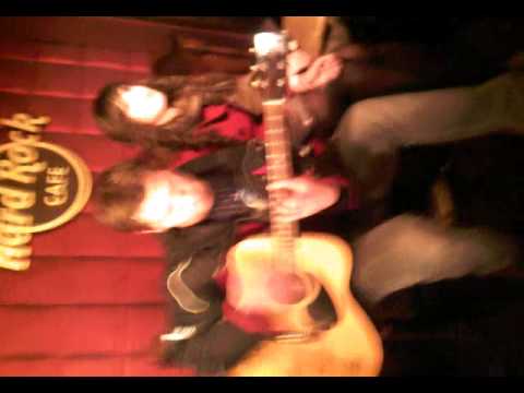 Oasis cover - Rock and roll star (played at the Ha...