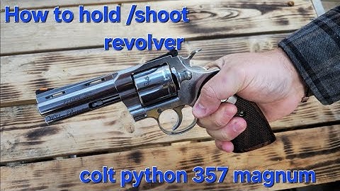 How to Shoot a Revolver / Pistol Using 357 Magnum