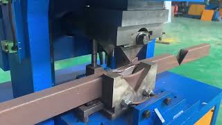 : Hydraulic angle bending machine