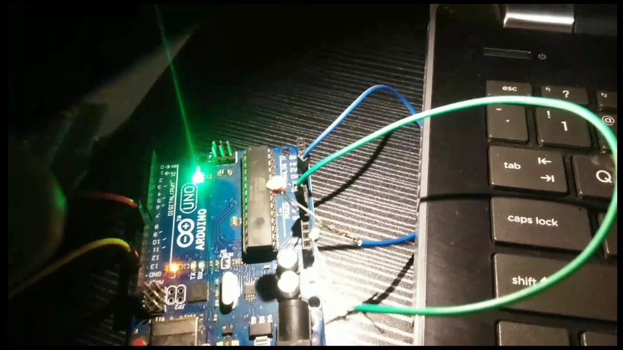 Simple Flashlight detector using Arduino - YouTube