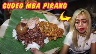 PENJUALNYA UNIK !!!! MBA RAMBUT PIRANG GUDEG NYA ENAK BANGET !!!!