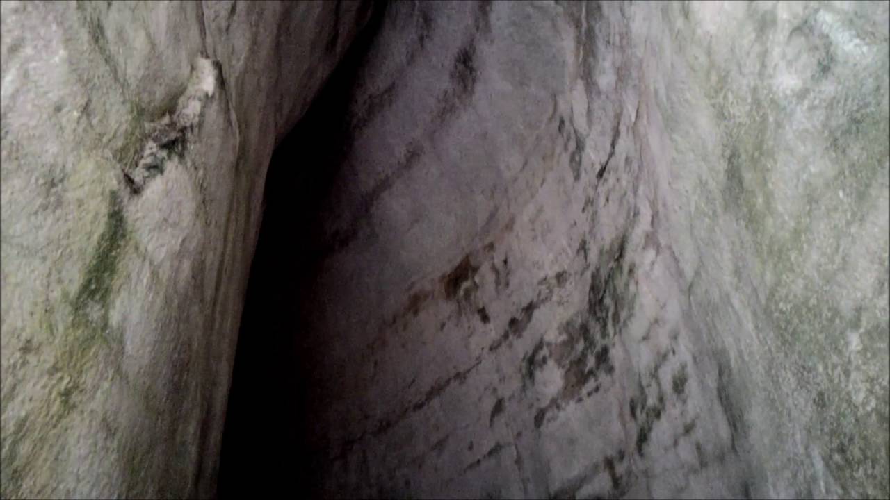 Пещера "Ухо Диониса" Сиракуза (Сицилия) Ear of Dionysius (Orecchio di Dionisio)  Siracusa Sicilia