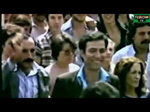 Kemal Sunal 1 Mayıs İşçinin Emekcinin Bayramı I Köşeyi Dönen Adam 1978