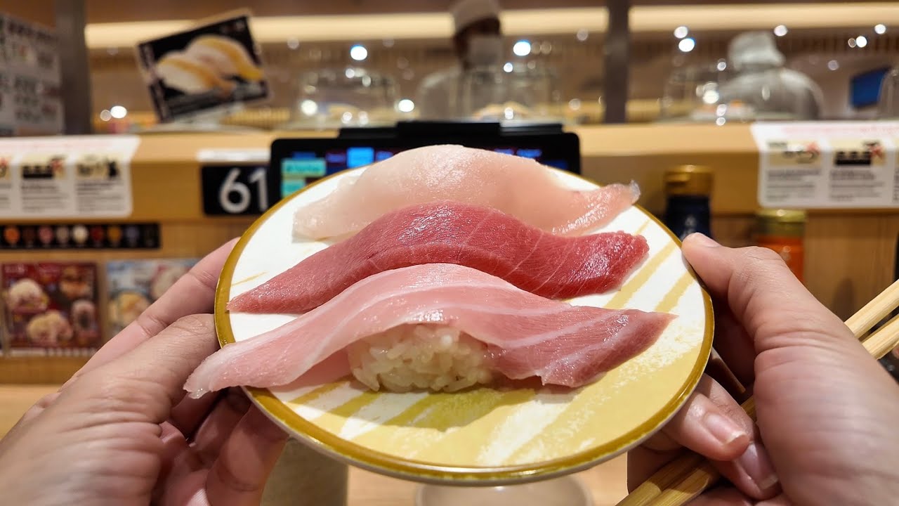 Eating at a Conveyor Belt Sushi Restaurant from Japan 🇯🇵 | KATSU MIDORI SUSHI 🍣