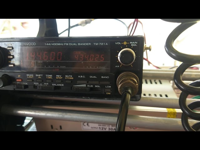 TM-721A KENWOOD dual bander - YouTube
