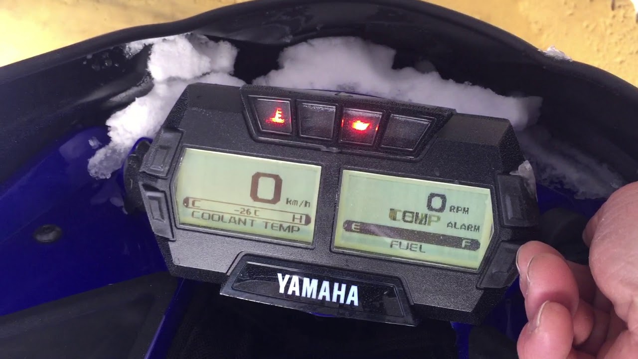 Yamaha Sidewinder Cold start - YouTube