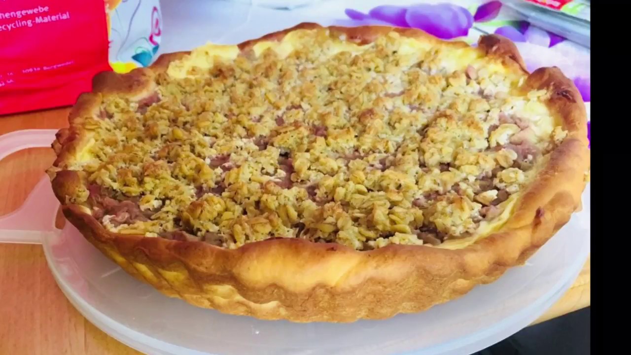 Rhabarberkuchen mit Vanillepudding - YouTube