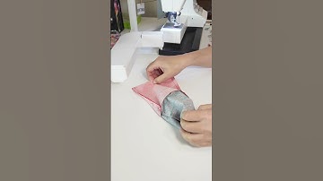 How to sew a drawstring bag with lining #sewingtutorial #howto #sewing #bagmaking #sewingprojects