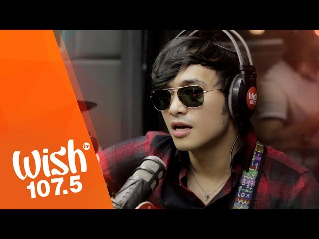 Callalily performs Pansamantala LIVE on Wish 107.5 Bus class=