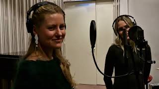 Laura-Ly,  Kristin Kalnapenk, Eskil Roos- Sajab valget lund acoustic cover