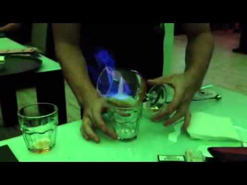 Видео: Гэртээ Absinthe коктейль хийх жор, хэрхэн хоол хийх, видео