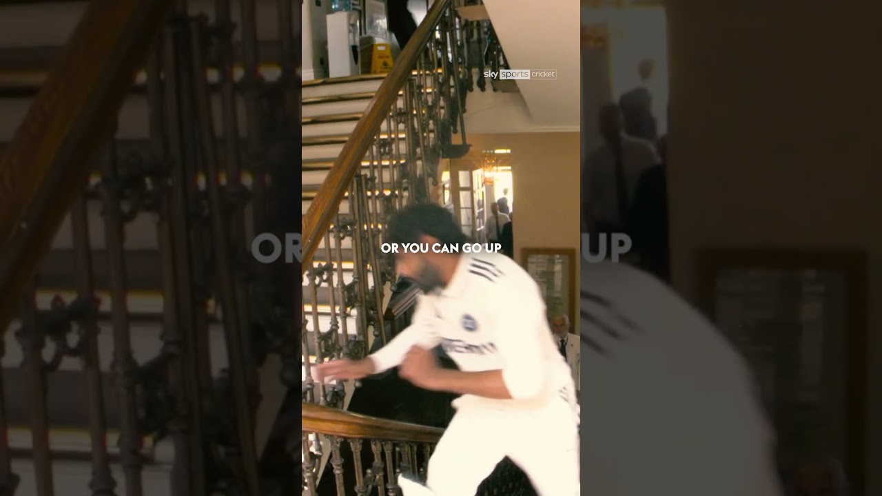 Nature calls for Jadeja at Lord’s! 🚽