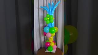 Trolls themed balloon centerpiece