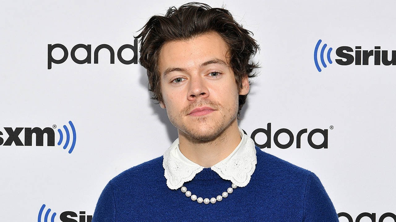 Candace Owens Slams Harry Styles For Wearing A Dress On The Cover Of Vogue Youtube Candace Owens Slams Harry Styles For Wearing A Dress On The Cover Of Vogue Youtube
