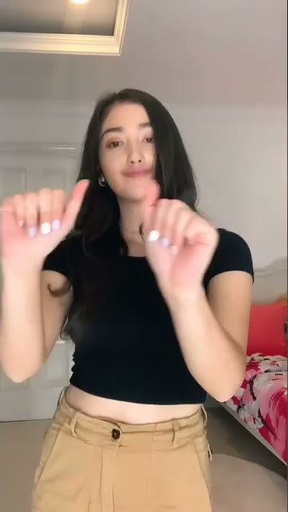 TikTok RANTI MARIA HOT