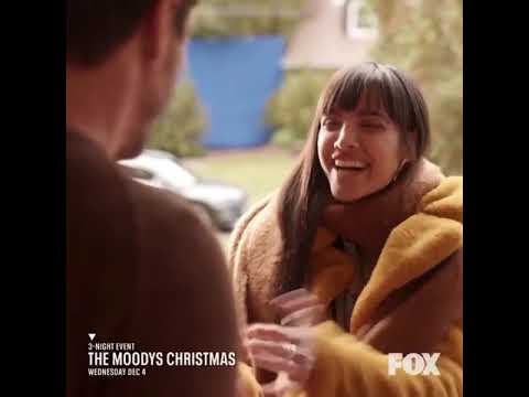 Video: María Gabriela De Faria Filmā The Moodys