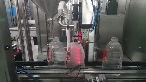 single head jerry can filling machine auto cap feeding  capping machine