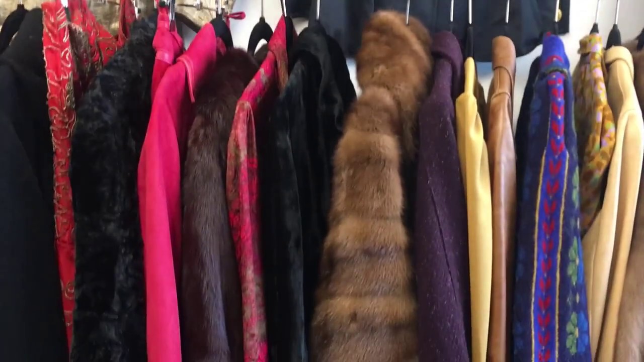 A Vintage & Antique Fashion Pop-Up Shop... - YouTube