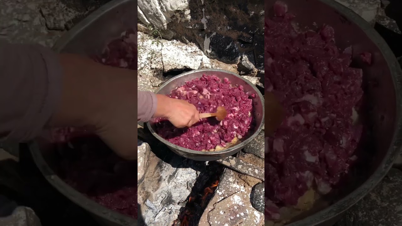 KÖYDE KURBAN KAVURMASI #kurban #kurbanbayrami #bayram #kavurma #köy #yemek #food #boğazişi #et #meat KÖYDE KURBAN KAVURMASI #kurban #kurbanbayrami #bayram #kavurma #köy #yemek #food #boğazişi #et #meat
