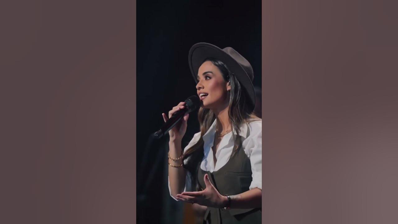 BENÇÃOS QUE NÃO TEM FIM - ISADORA POMPEO #musicagospel #gospelmusic #louvores #fe #hinos #shorts