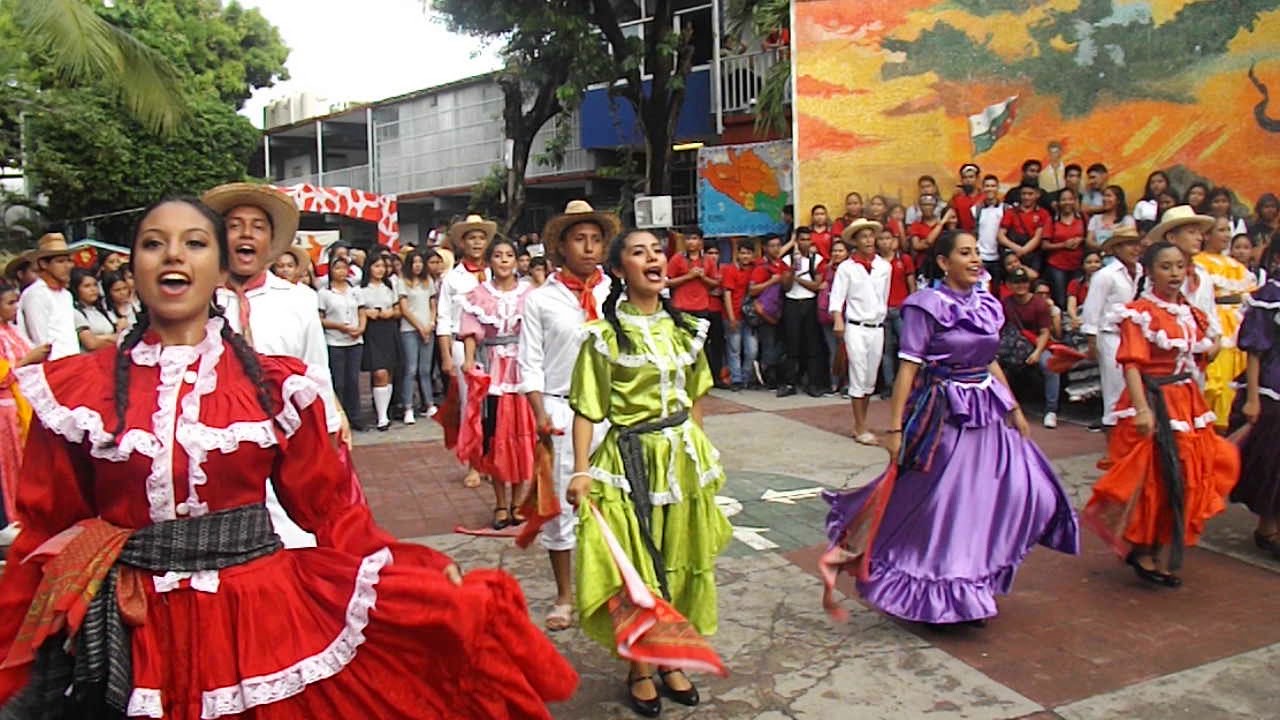 Baile de Costa Grande-508 - YouTube