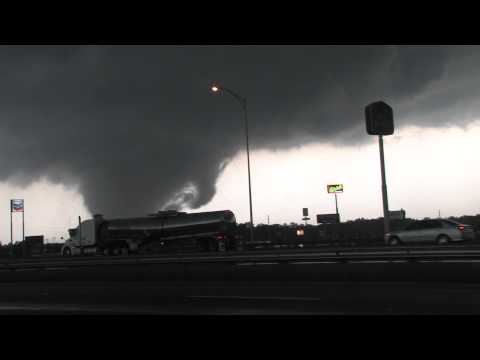 Tuscaloosa Tornado - Full Unedited HD Clip - Tuscaloosa, AL Alabama 4-27-11