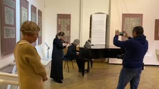 Вернісаж Виставки Живопису Катерини Косьяненко Зимовий Сад. Музей Книги Та Друкарства України