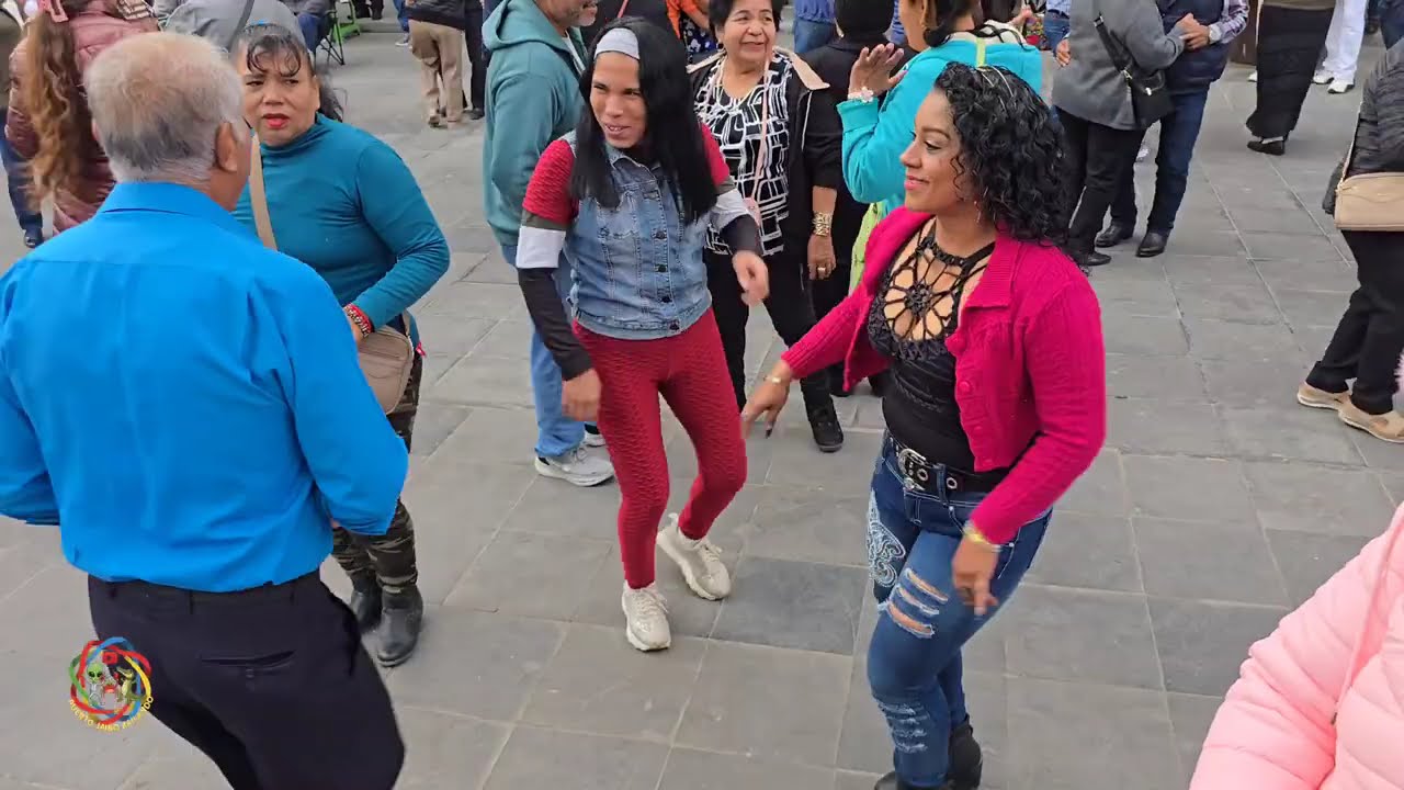 ✌️🤷🤠Como dijo Rigo la última y nos vamos..🤭😃Se pusieron románticos aquí en plaza hijas de tampico 🇲🇽