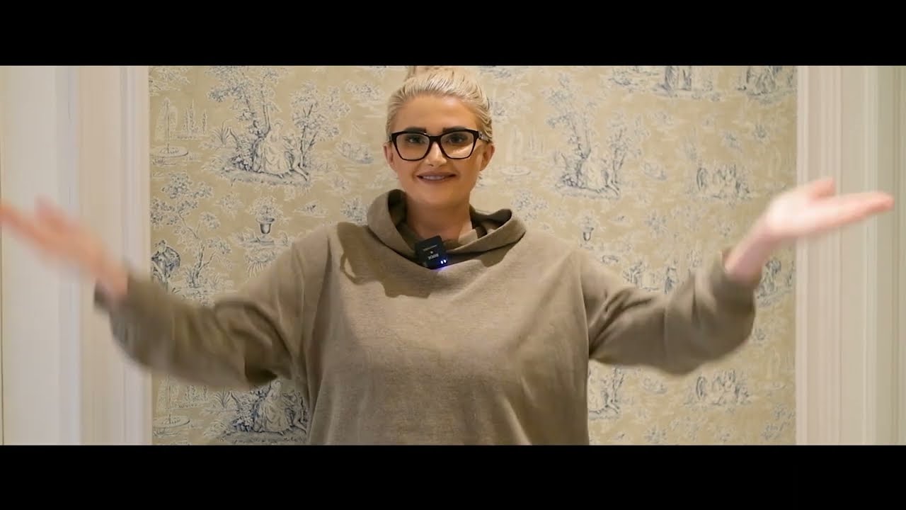 Jessica Mellor's Mono Journey / Liposuction in Turkey