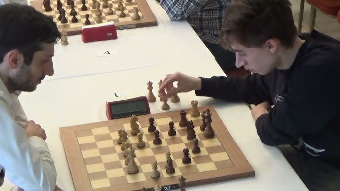 Day 3 of waiting for Daniil Dubov to notice me ❤️😔 : r/AnarchyChess