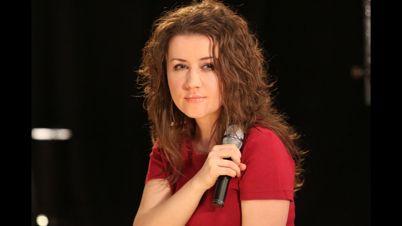 Viola Brzezińska - Tylko miłość (Official Video)