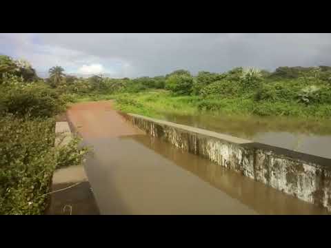 ENCHENTE DO RIO SOBRE A PONTE DO SANTO ANTÔNIO, ITAREMA-CE.