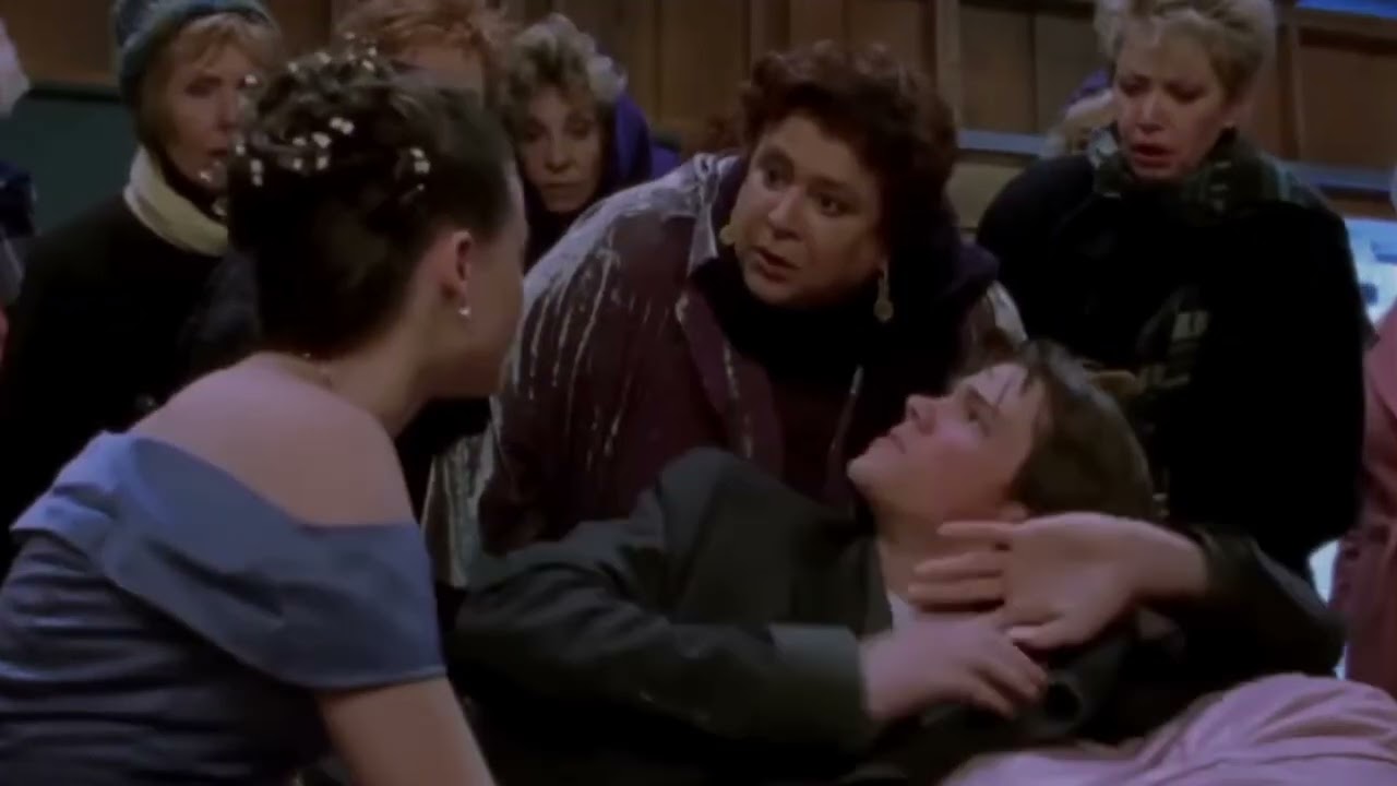 Rory Misses Curfew After the School Dance with Dean CLIP | Gilmore Girls SZN 1