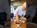 築地の名物ラーメン！極細ちぢれ麺とやさしい醤油スープが魅力の中華そば【築地若葉】