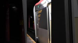 都営浅草線5500形(三菱SiC-VVVF) 浅草駅発車シーン