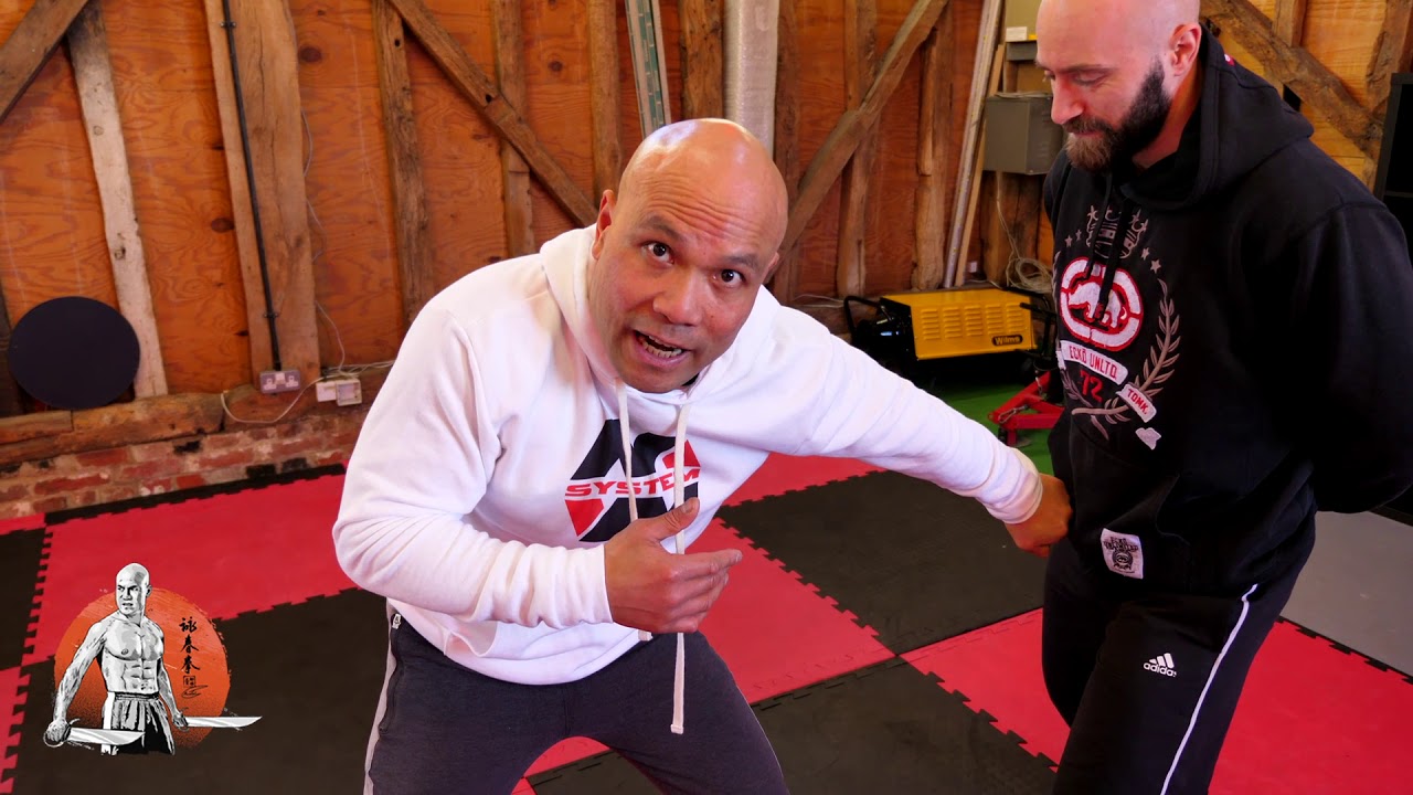 5 Self Defence moves everyone should know part 2 - YouTube