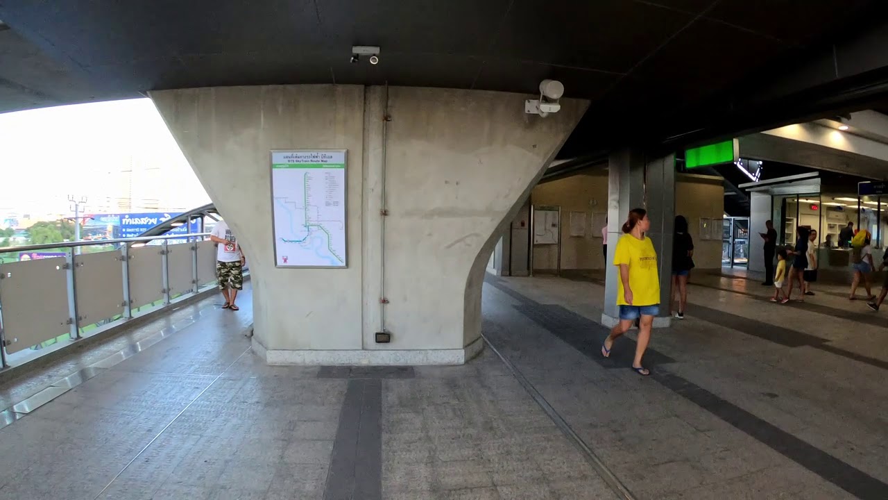 BTS Phraek Sa Station (E21) / BTS プレーク サー駅