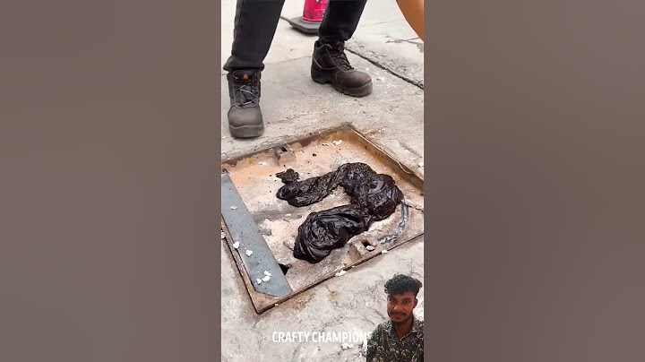🚫➡️🛠️ DIY Asphalt Repair: Transforming Potholes Step-by-Step! 🛣️