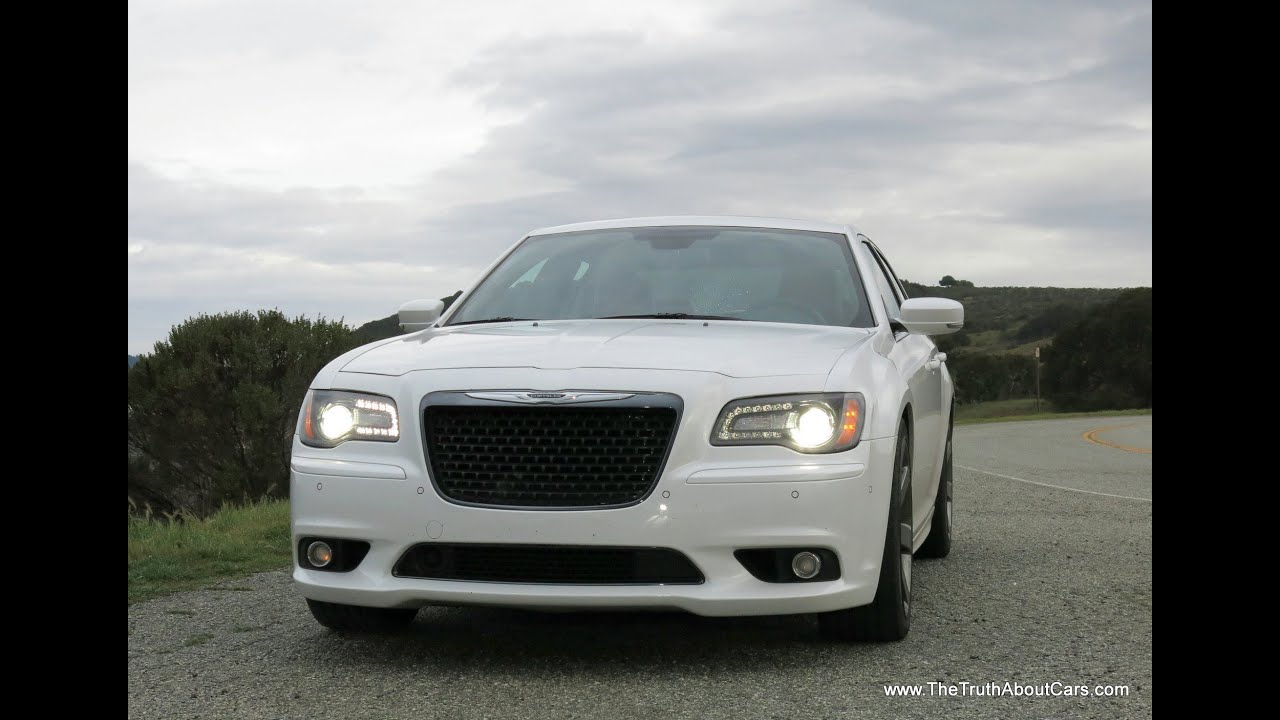 13 And 14 Chrysler 300 Srt8 Review And Road Test With Infotainment Review Youtube