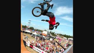 Video Of Crazy BMX Rider Performing at the XGames screenshot 4