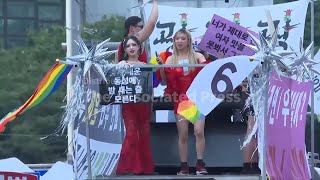 Hundreds of people celebrate 27th LGBTQ Festival in Seoul