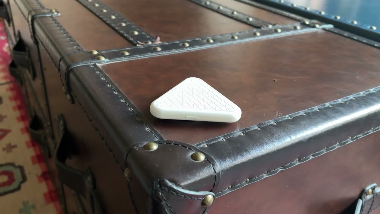 Enjoy unparalleled sound quality without blocking your ears.