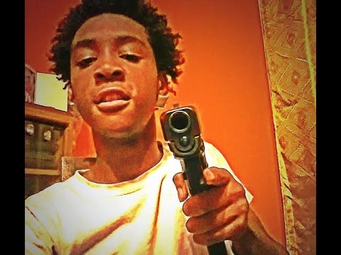 Bigboss Wooskie Woo Post Footage Showing Off Guns LIVE on Camera