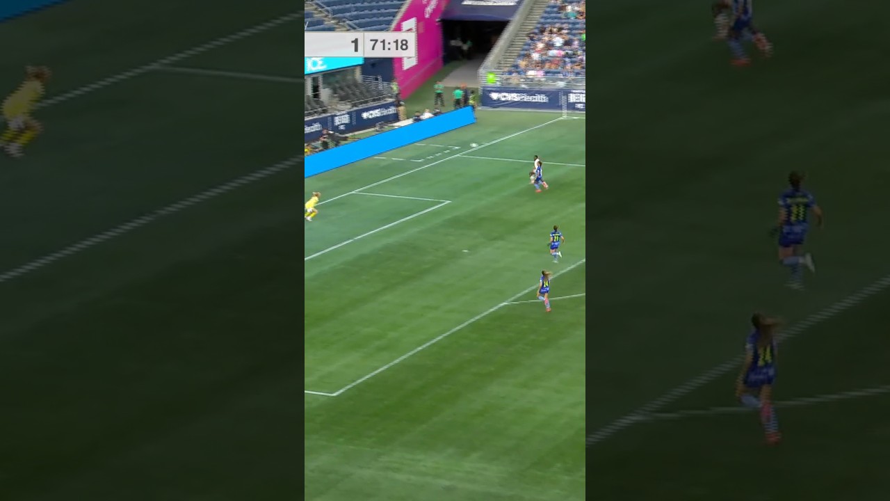 The assist 🤌 The goal 😮‍💨 Prisca Chilufya ⚽️ #nwsl #soccer #football #goal