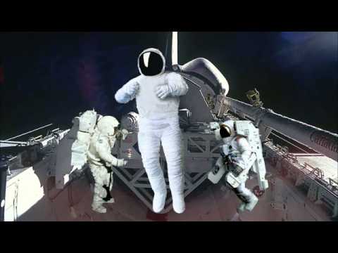 CLARK McCLELLAND EXTRATERRESTRE A BORDO DELLO SPACE SHUTTLE NEL ...