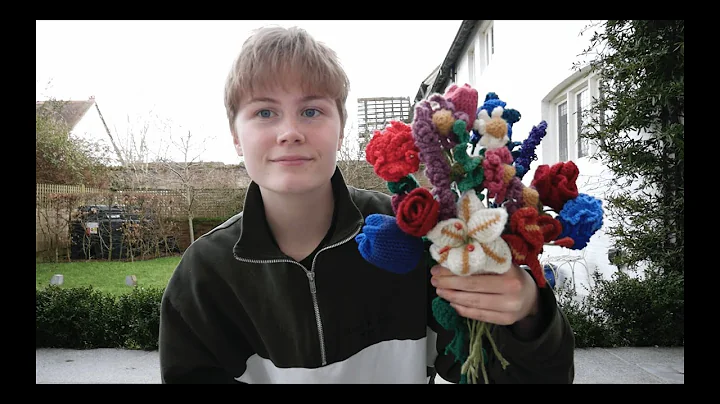 Learn to Crochet a Beautiful Flower Bouquet