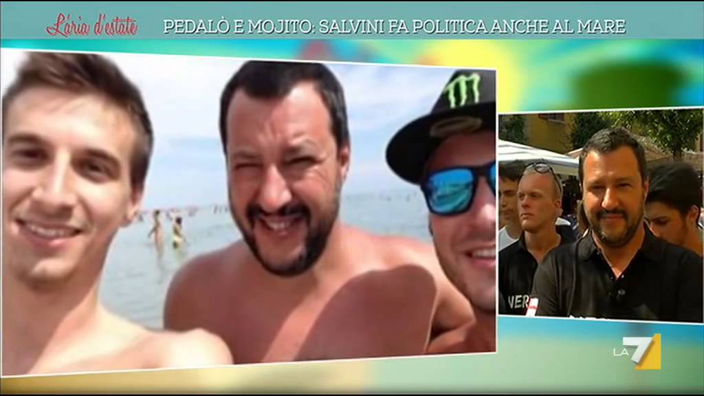 Pedalò e mojito: Salvini fa politica anche al mare