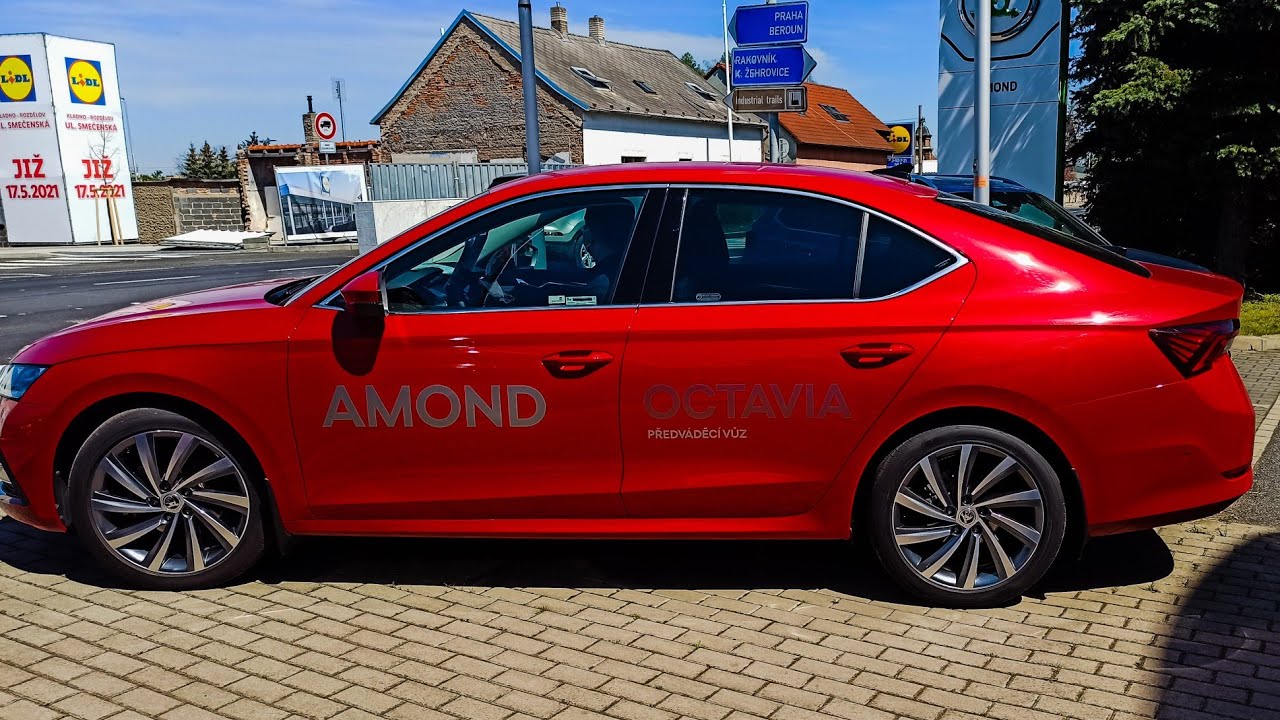 Škoda Octavia 4 Liftback 1.5 TSI Red Metallic 18 Wheels Perseus 