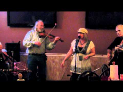 I fall to pieces - Patsy Cline - Hammered Hog - Phoenix Arizona 1-18-11