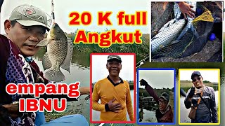 kalo mau ke sepot mancing  ini,semua nya harus kuat,kail sama senar usang  harus ganti